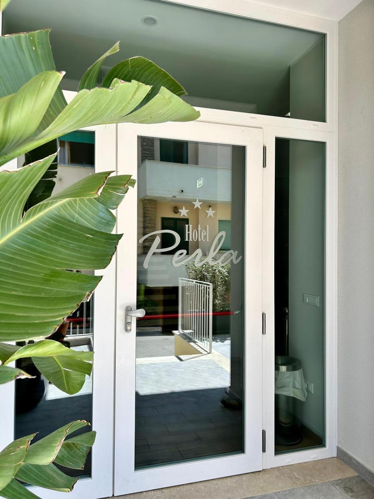 Hotel Perla 3*